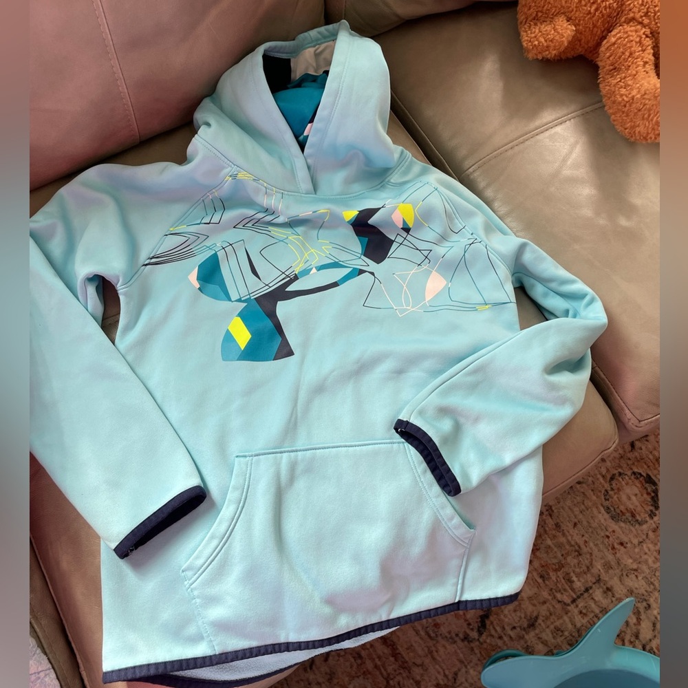 Girls Under Armour Hoodie- youth medium